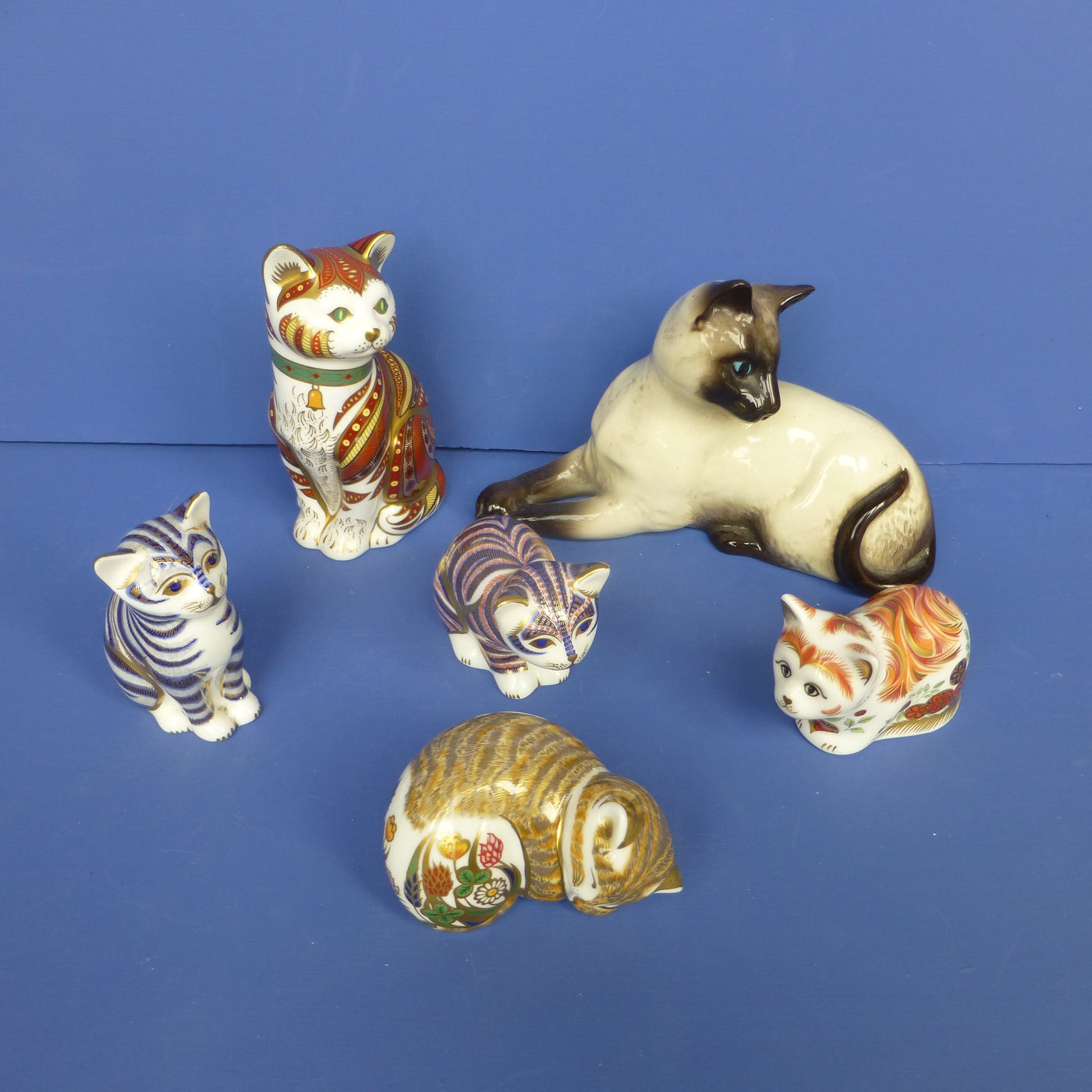 Pottery & Porcelain - Collections - Cats