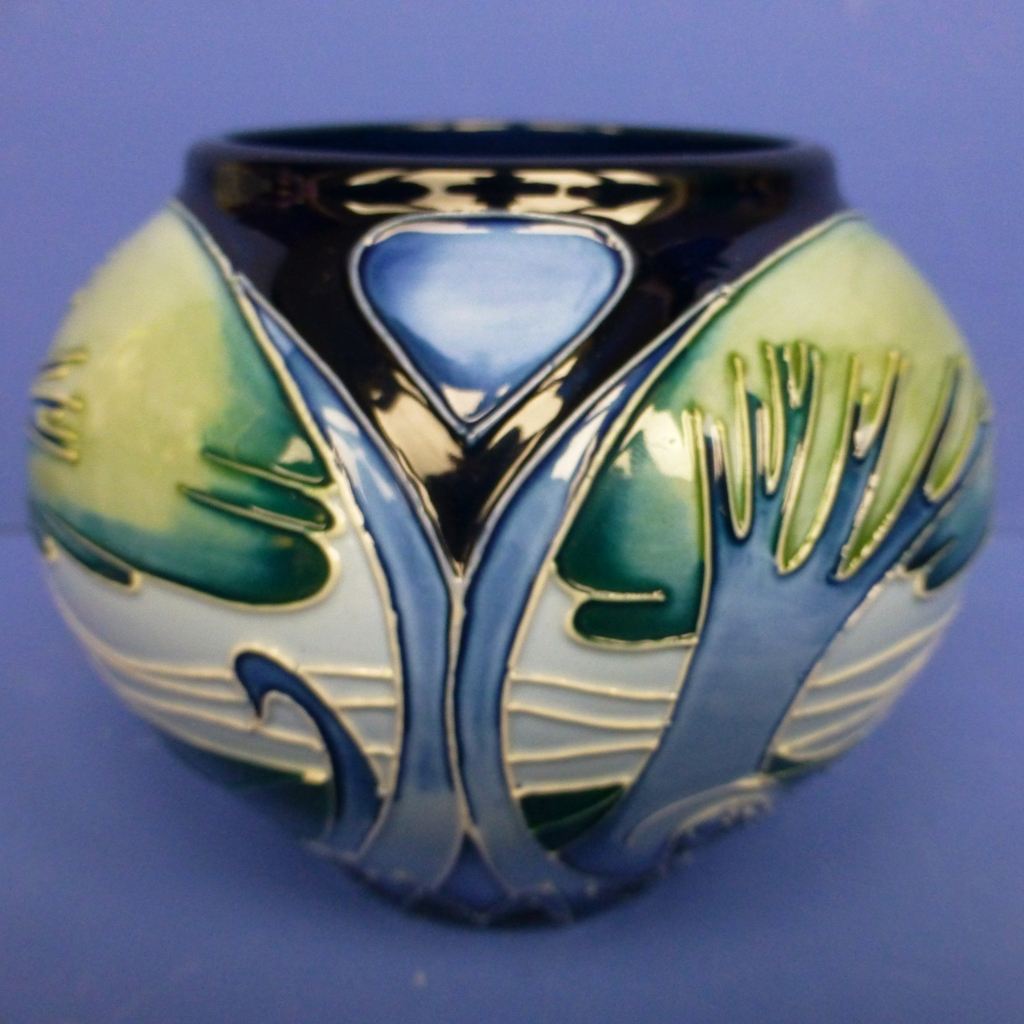 Pottery & Porcelain - Moorcroft - The Modern Era – Page 7 – Peak